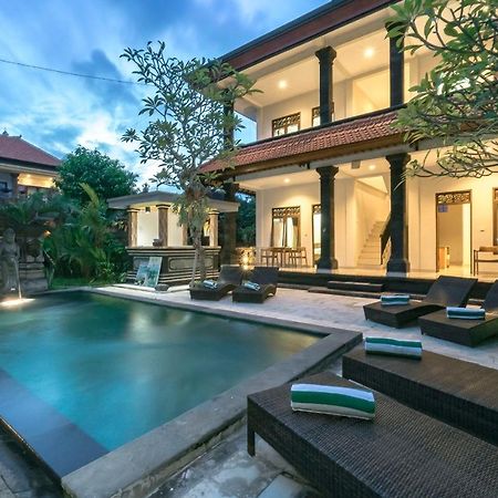 Esty House Hotel Ubud  Exterior photo