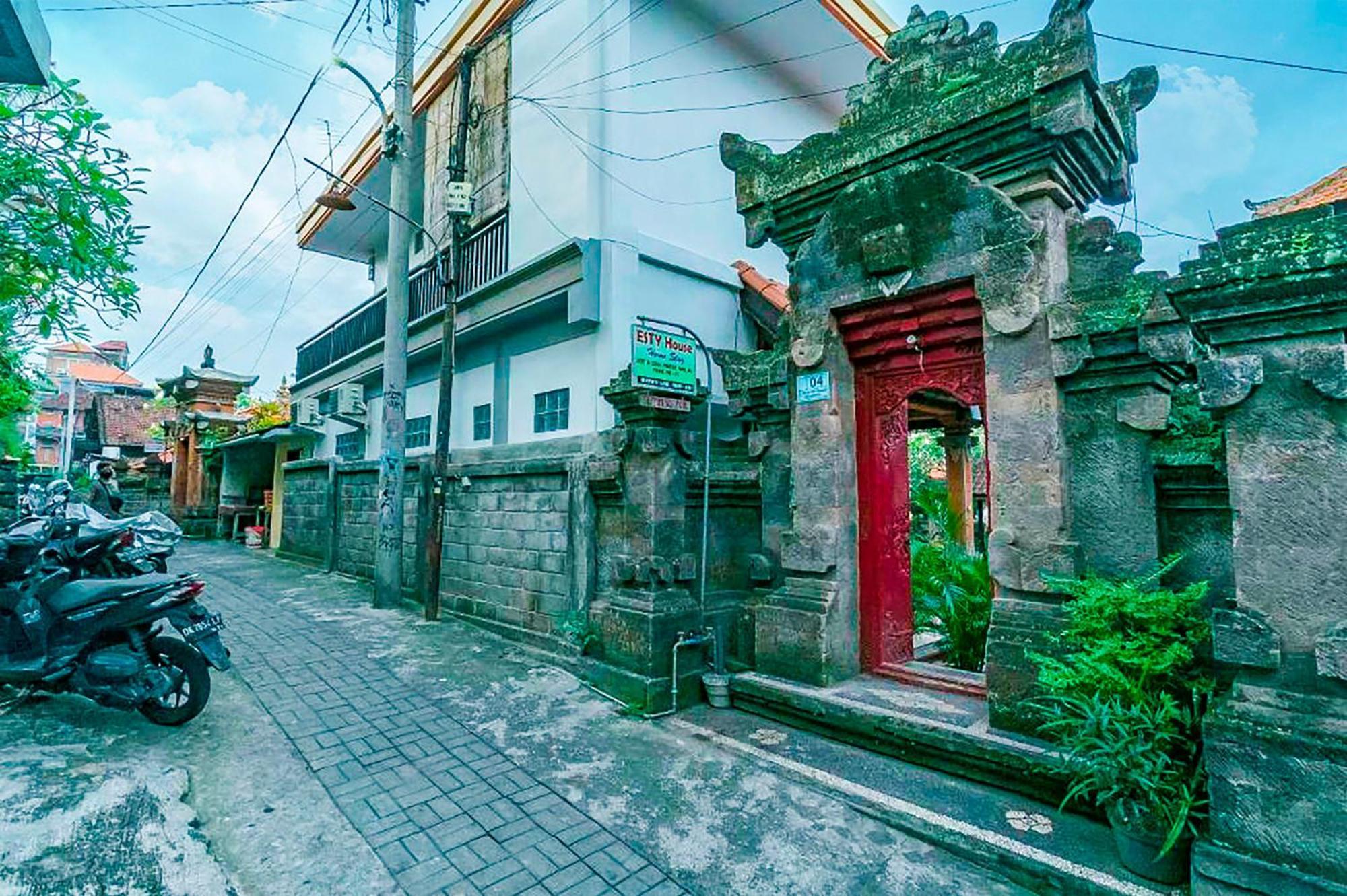 Esty House Hotel Ubud  Exterior photo