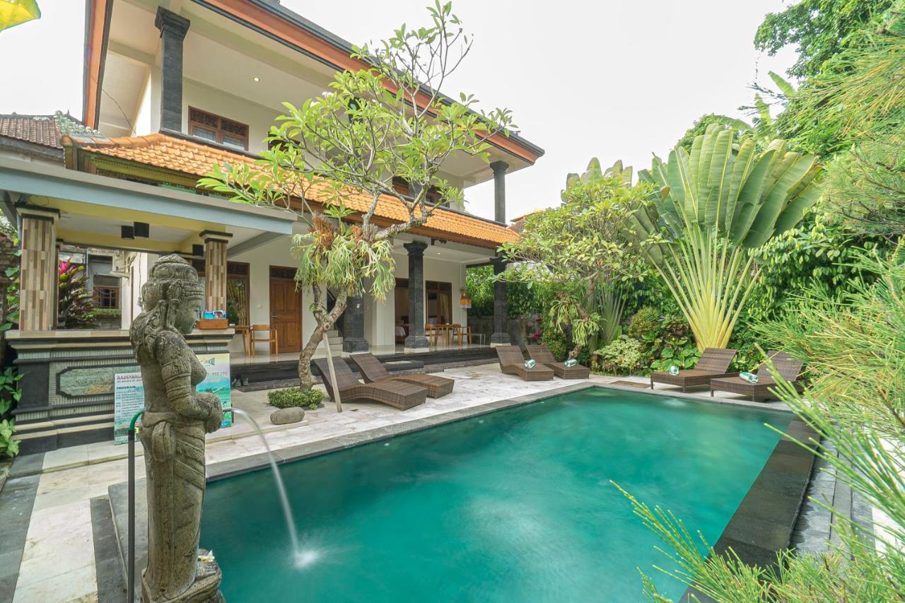 Esty House Hotel Ubud  Exterior photo