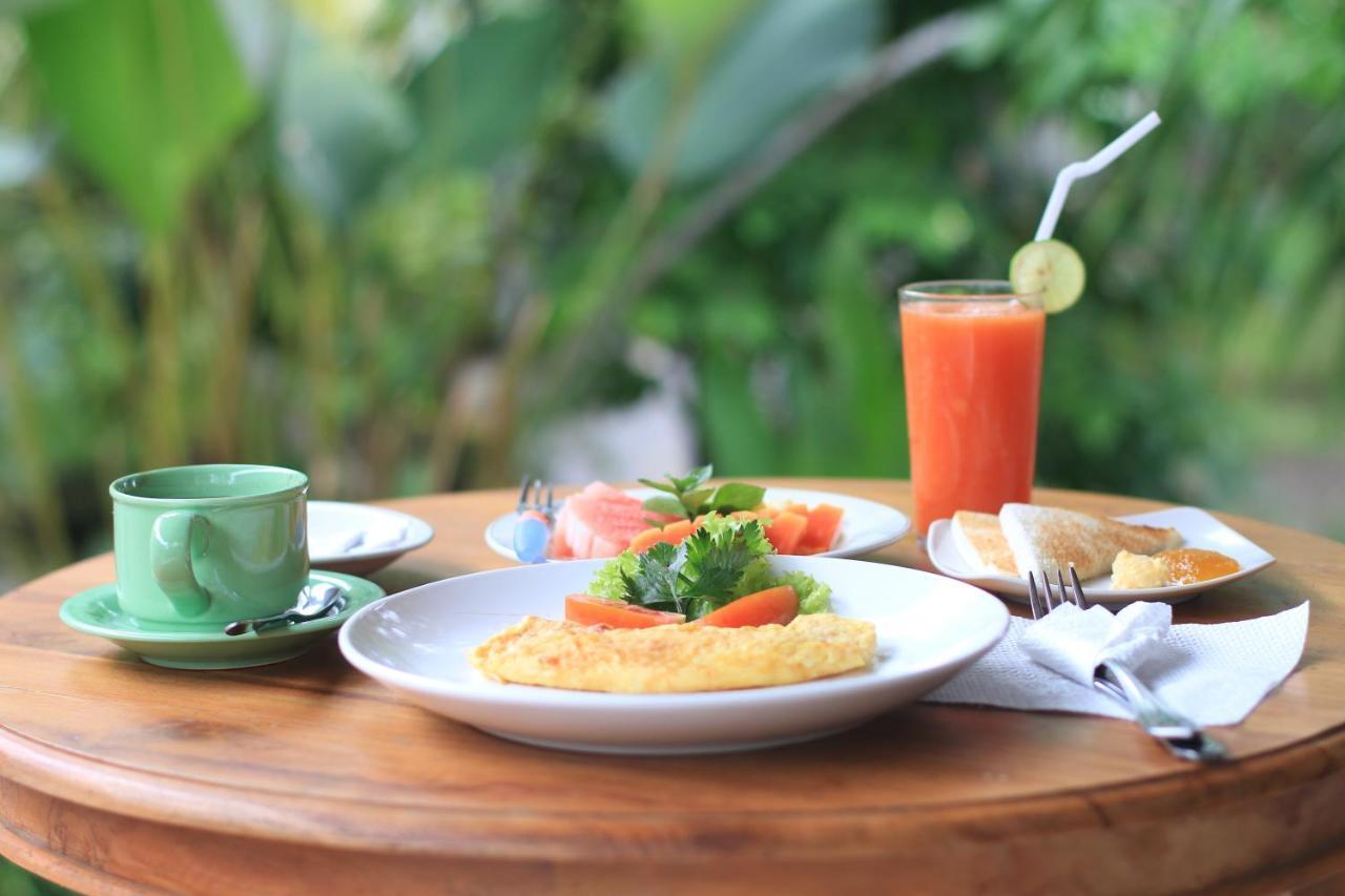 Esty House Hotel Ubud  Exterior photo