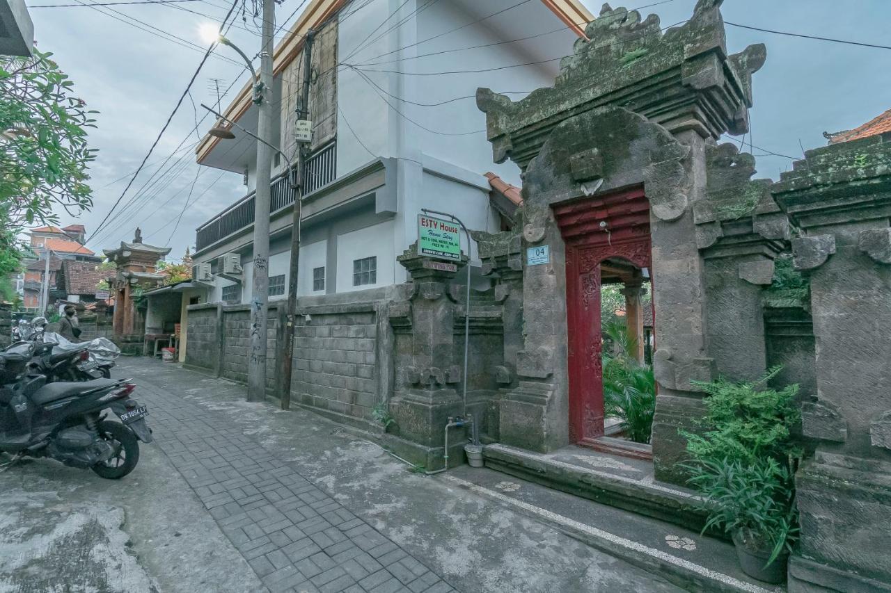 Esty House Hotel Ubud  Exterior photo